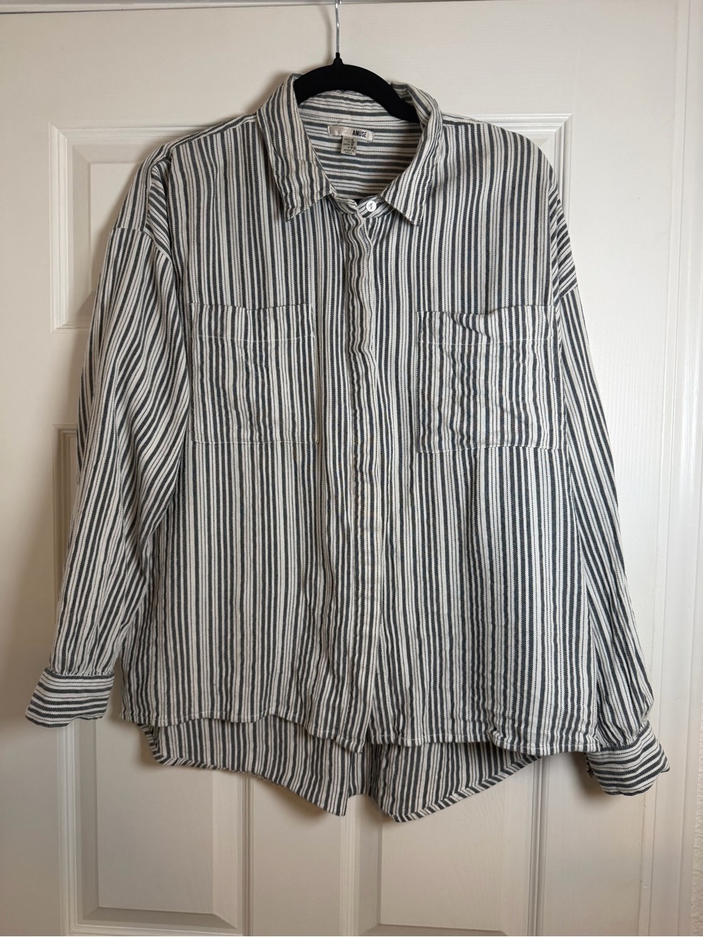 Amuse Striped Button Front Overshirt Shacket Gray White Size M - Picture 3 of 9